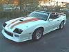 Need pictures of white camaros with black heritage stripes...-iroc-z-vert-white