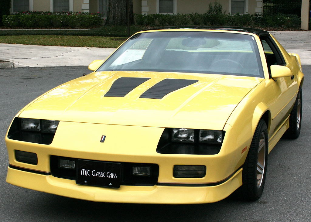 Name:  87%20Camaro%20Iroc%20Z%20yellow001_zpsyngo6hfk.jpg
Views: 2854
Size:  138.0 KB