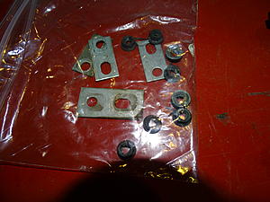 4 pcs of brackets for T-top weatherstrip.-dsc07669.jpg