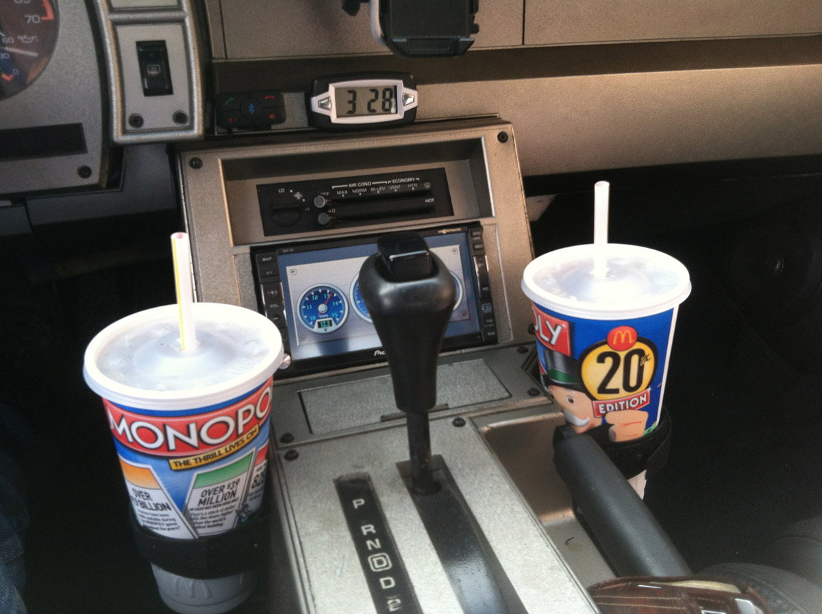 https://www.thirdgen.org/forums/attachments/interior/247694d1349568079-cup-holders-cupholders.jpg