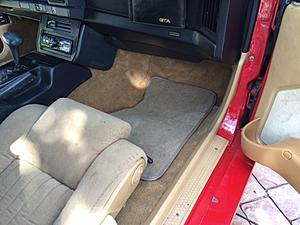 New carpet time in my 87 GTA-img_4135.jpg