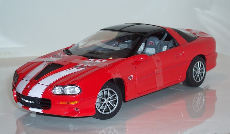 2002 CAMARO SS 35th Anniversary 1 18 diecast Third Generation F